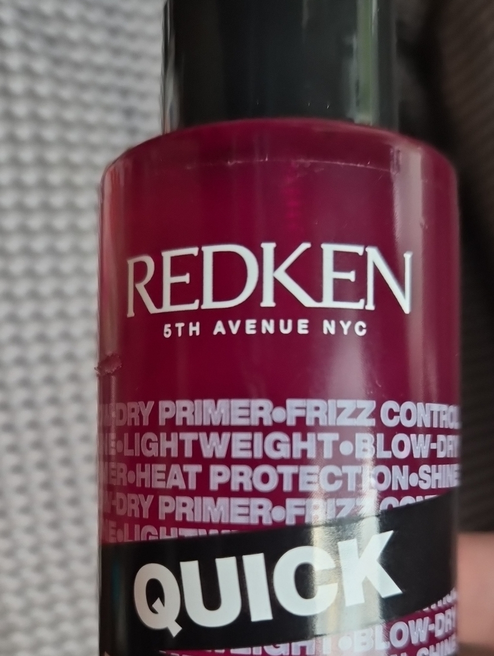 Redken Quick Blowout Heat Protectant Spray (4.2 oz / 125 ml) - Picture 2 of 2